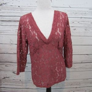 Old Navy sheer burgundy lace 3/4 sleeve v-neck top